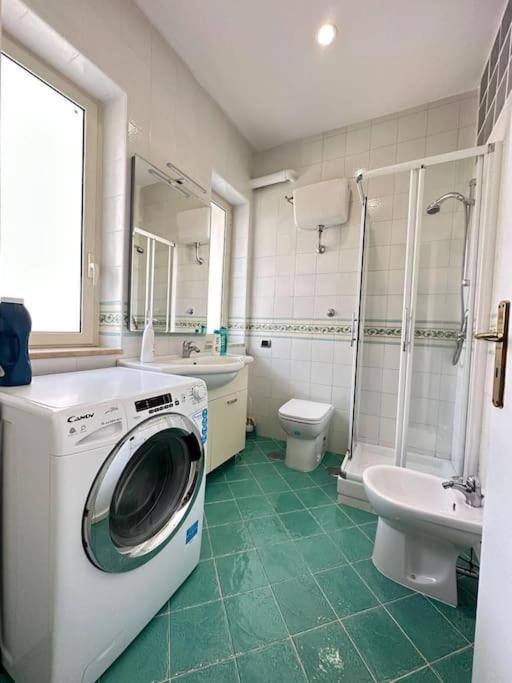 Super Elegante Centro Con Posto Auto E Wifi Veloce Apartment Naples